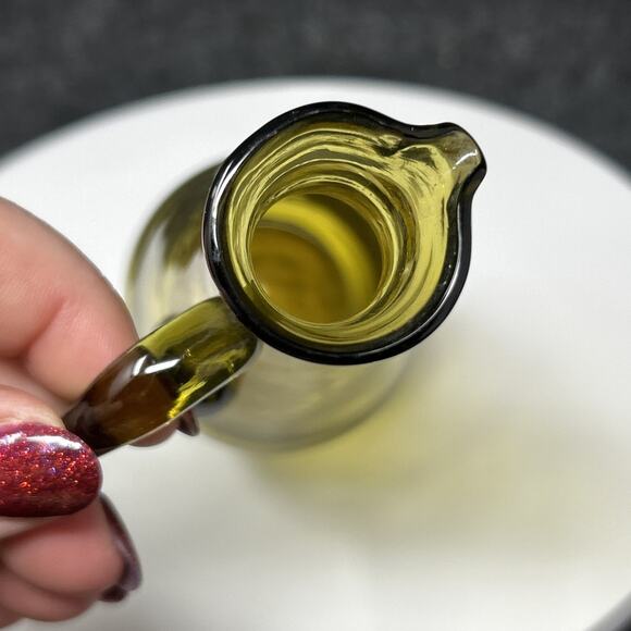 Vintage Chartreuse Green Glass Pitcher Applied Handle 6" Hand Blown Spain - Picture 8 of 10